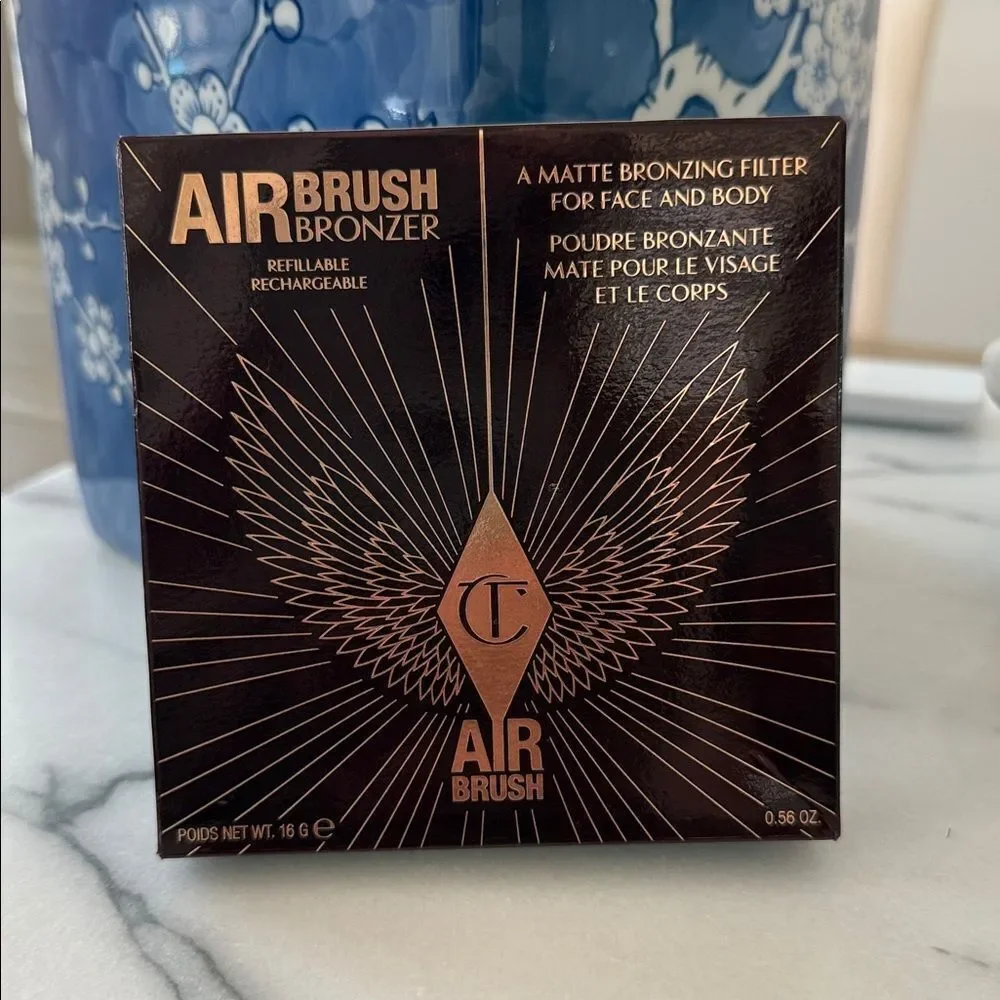 Charlotte Tilbury Air Brush Bronzer in Fair